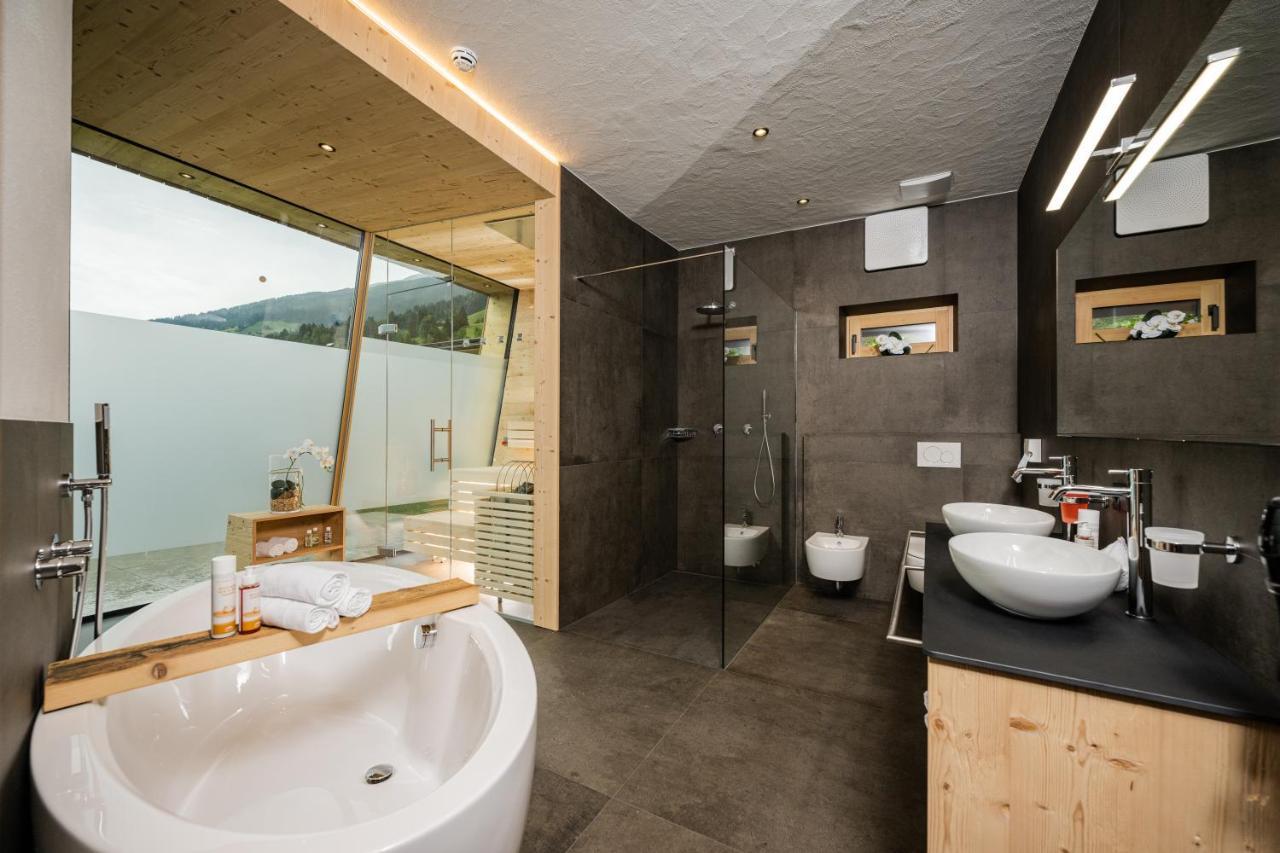 Chalets Dolomit Royal ジリアン エクステリア 写真